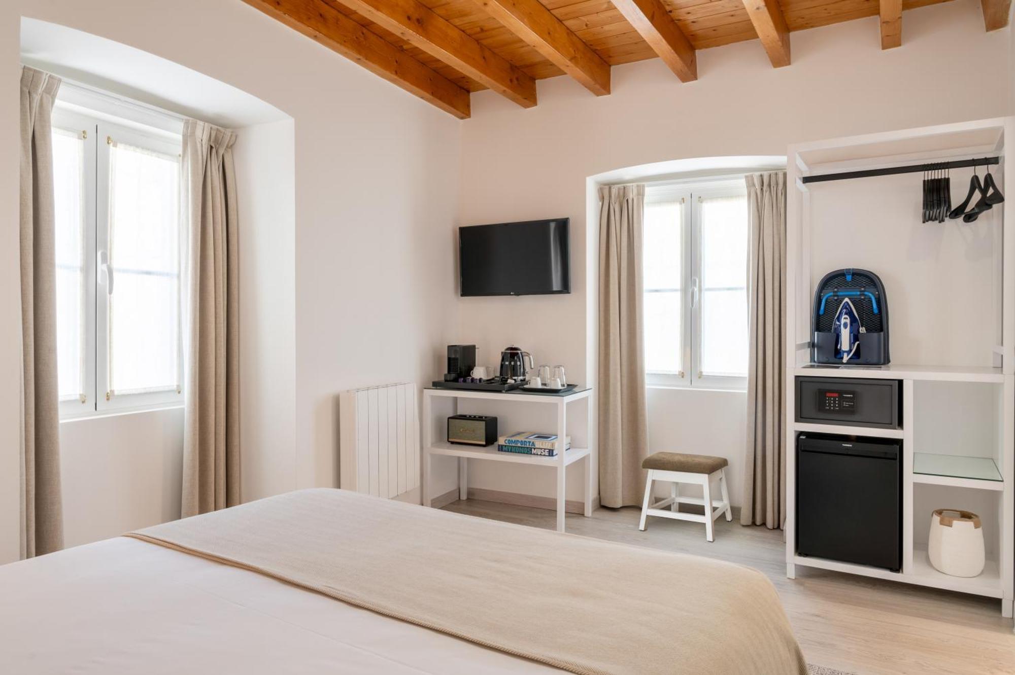 Azinheira Suites Townhouse - Alojamento Turistico (Adults Only) Елваш Екстер'єр фото