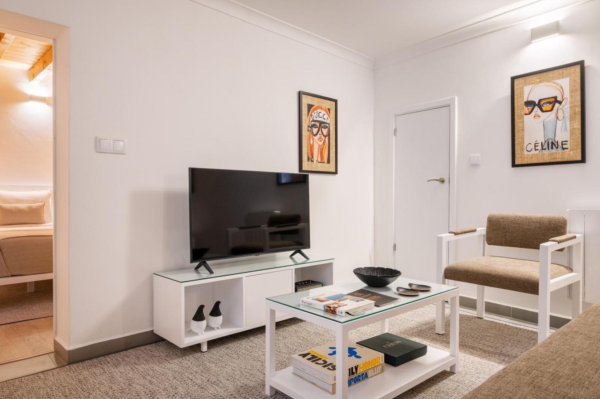 Azinheira Suites Townhouse - Alojamento Turistico (Adults Only) Елваш Екстер'єр фото