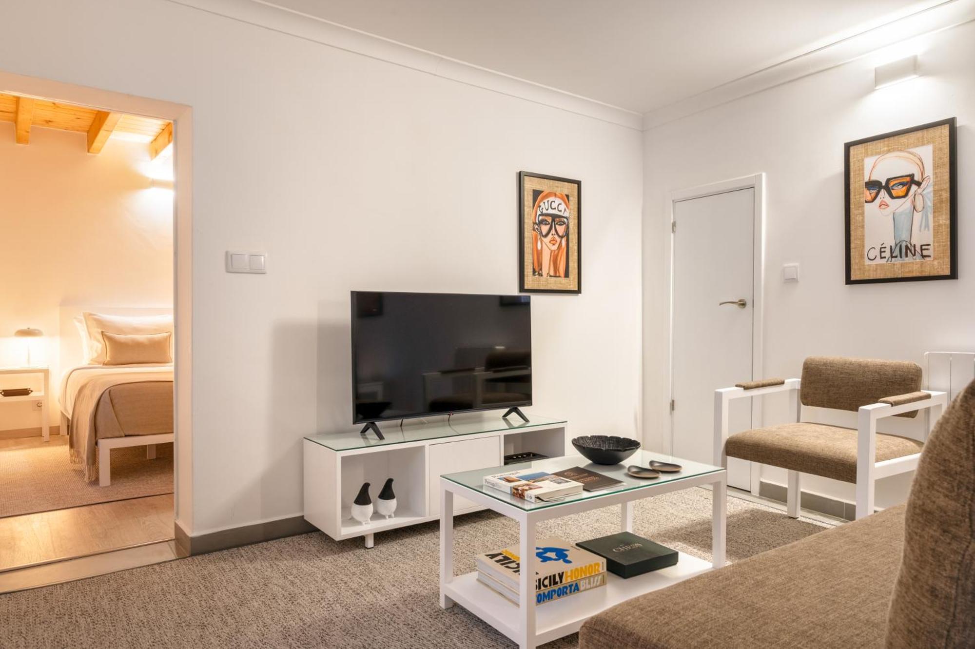 Azinheira Suites Townhouse - Alojamento Turistico (Adults Only) Елваш Екстер'єр фото