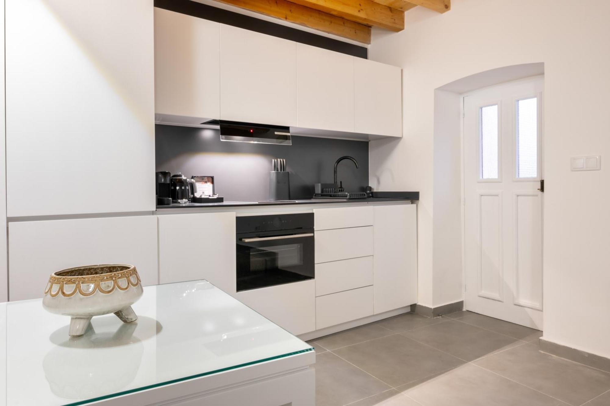 Azinheira Suites Townhouse - Alojamento Turistico (Adults Only) Елваш Номер фото