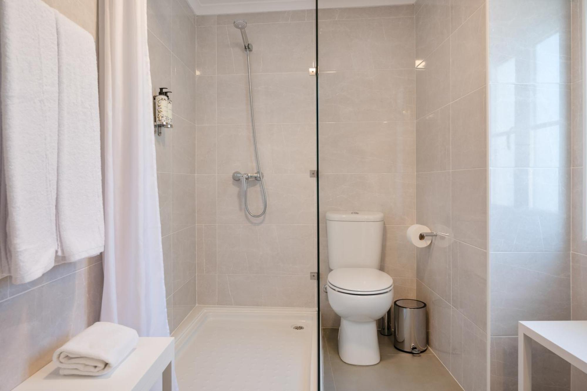 Azinheira Suites Townhouse - Alojamento Turistico (Adults Only) Елваш Екстер'єр фото